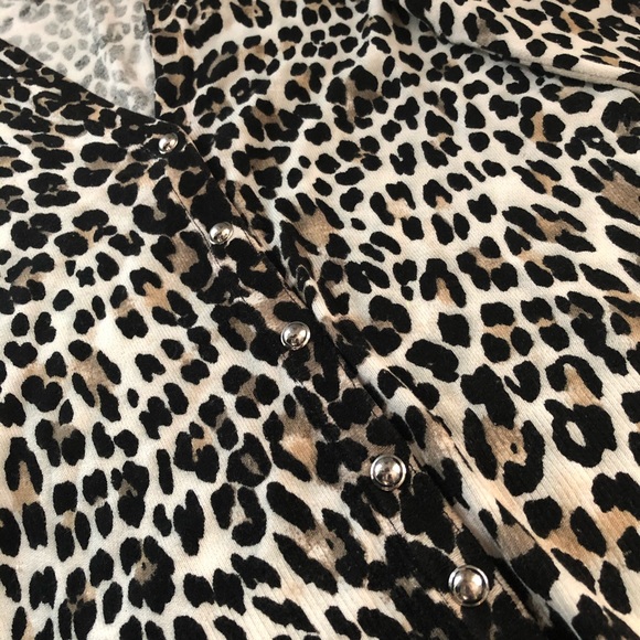 womens blouse - Picture 4 of 4